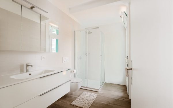 Transformez votre salle de bain avec des idées modernes et élégantes